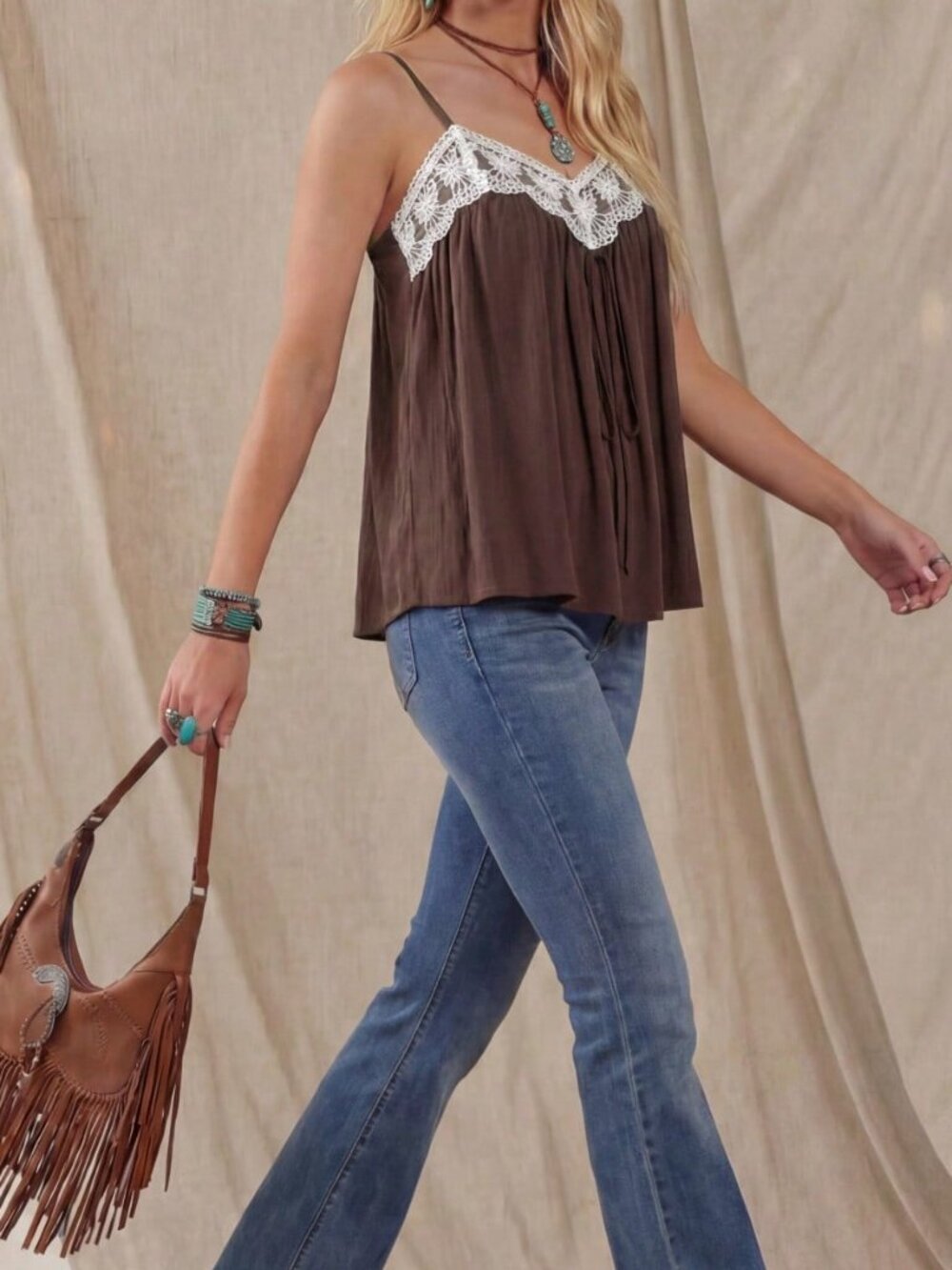 Multicolor Casual Boho Women's Lace Color Block Sleeveless Tank Top - Picture 5 of 9